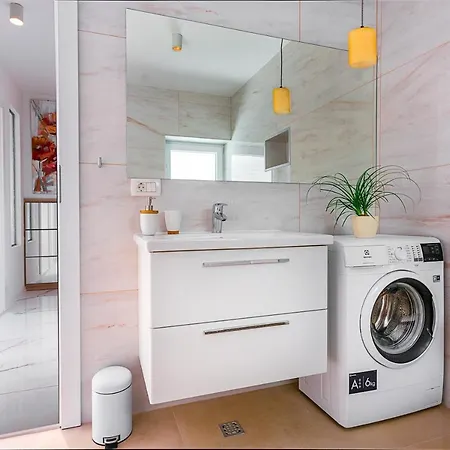 Deluxe Center Blue Apartament Split